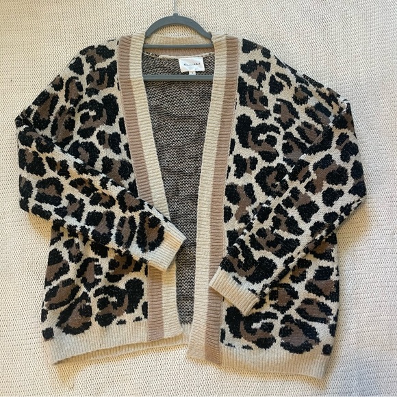 Line & Dot Sweaters - ☀️SOLD☀️ Line & Dot Cheetah Cardigan